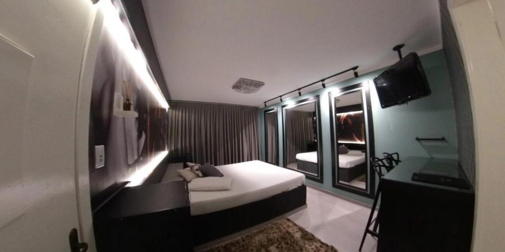 Florence Motel - Santo Angelo-Rs Zewnętrze zdjęcie