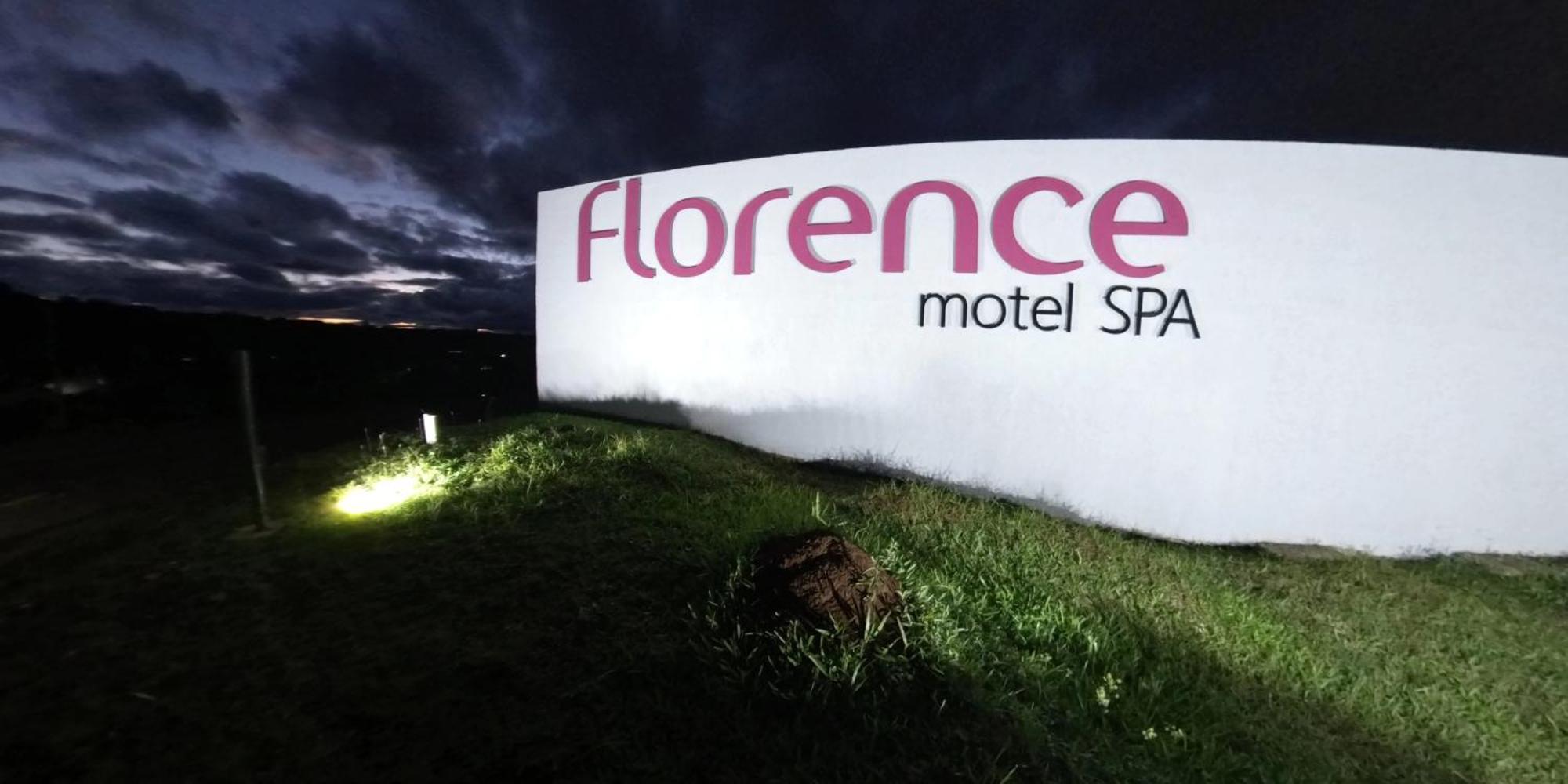 Florence Motel - Santo Angelo-Rs Zewnętrze zdjęcie